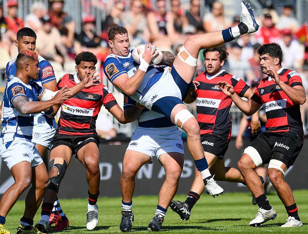 Auckland battle with Waikato for a spot in the Premiership Final