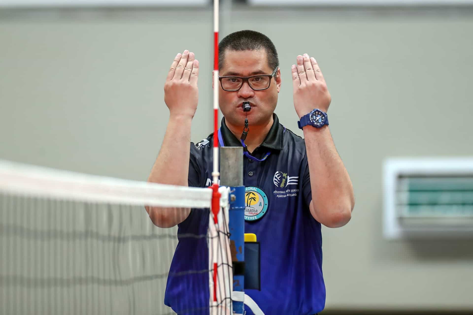 Referee. National Volleyball League 2022, Midlands Te Waiora v Central Hauwhenua, Sport and Fitness Centre Auckland, Sunday 30th October 2022. Photo: Shane Wenzlick / www.phototek.nz