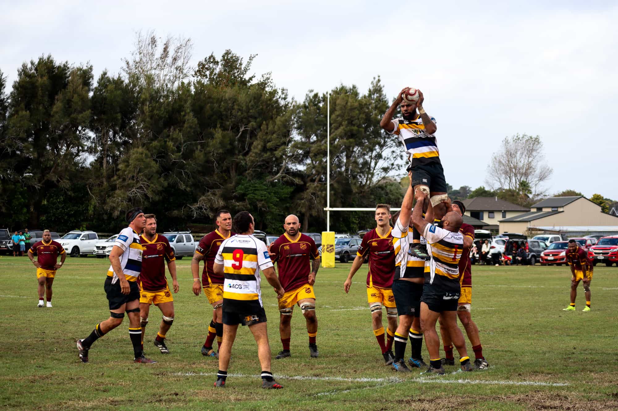 Border's strong start in Premier title defence